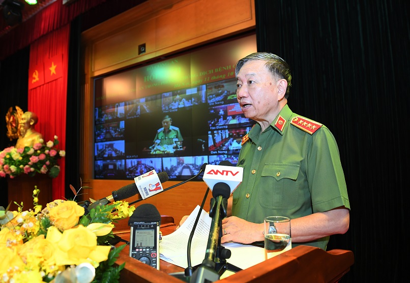 Bộ trưởng Tô Lâm gửi Thư khen toàn thể cán bộ, chiến sĩ Công an xã, thị trấn